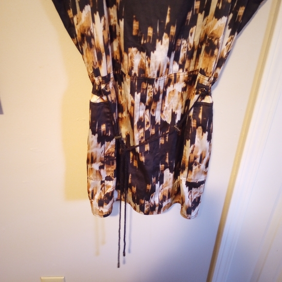 Derek Lam women's short sleeve mini dress - Picture 2 of 5